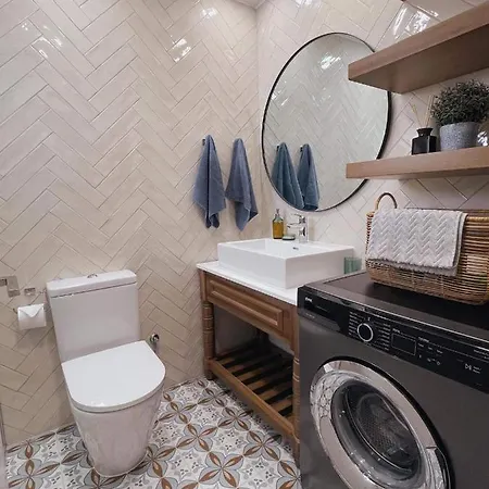 Poseidon's Limnaria *